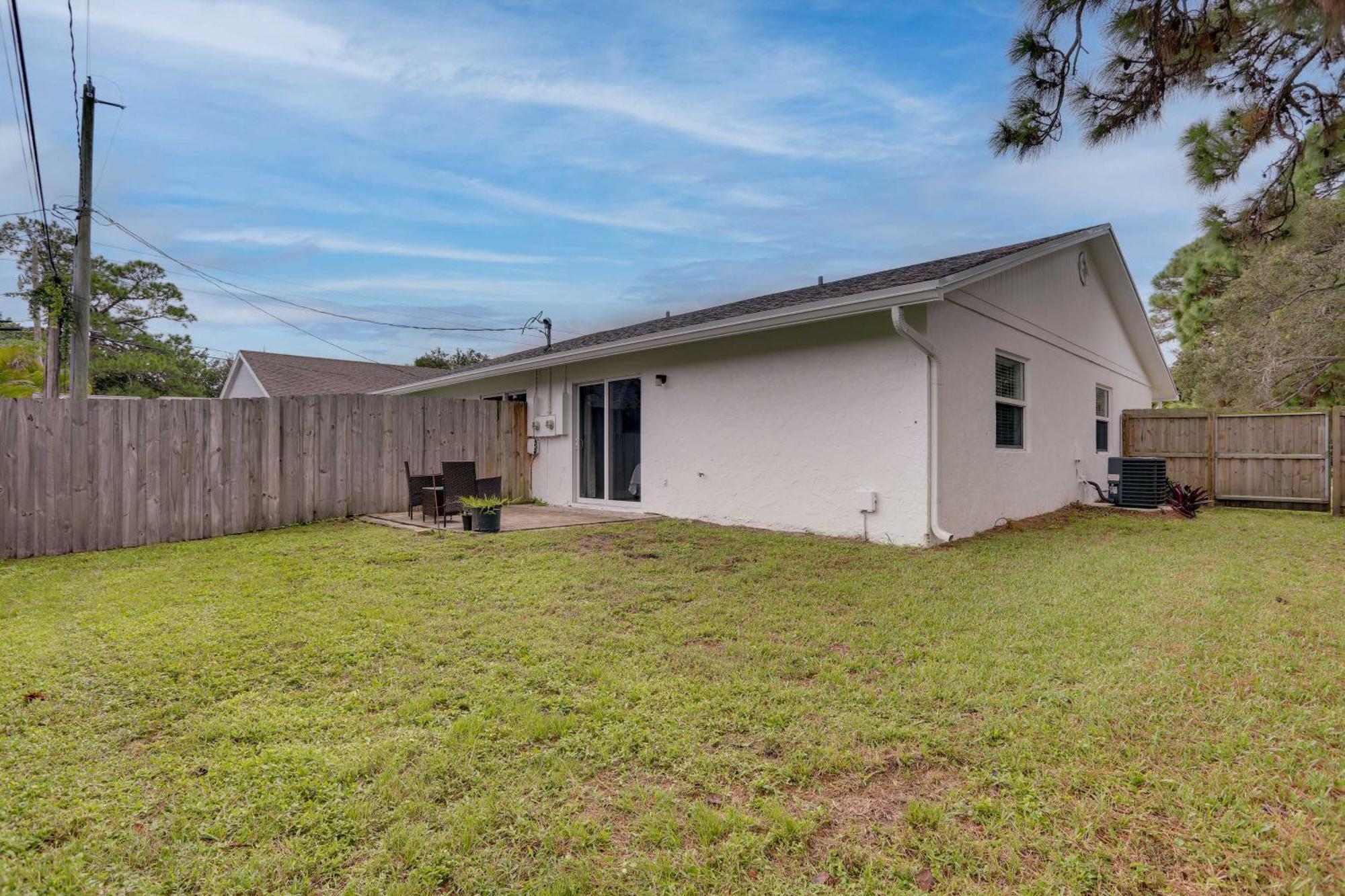 Jupiter Townhome With Patio And Yard About 6 Mi To Beach! Экстерьер фото